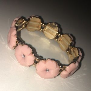 Bundle 3/$15! NWOT pink flower bracelet